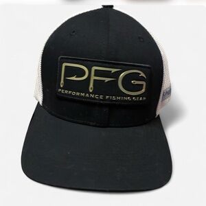 Columbia Black and White PFG flex fit hat